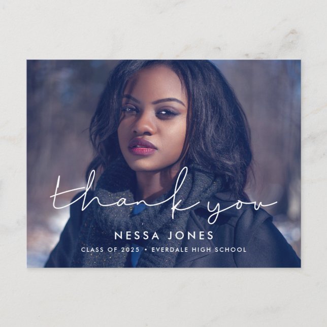 Ett litet handskrivet studenten-tackfoto vykort (Framsida)