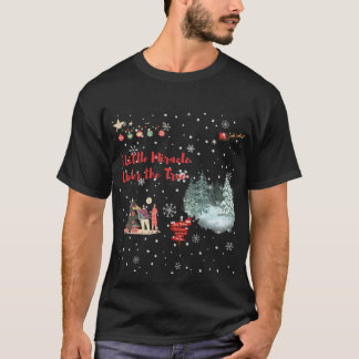 Ett litet Miracle under julfamiljen S i Träd T Shirt