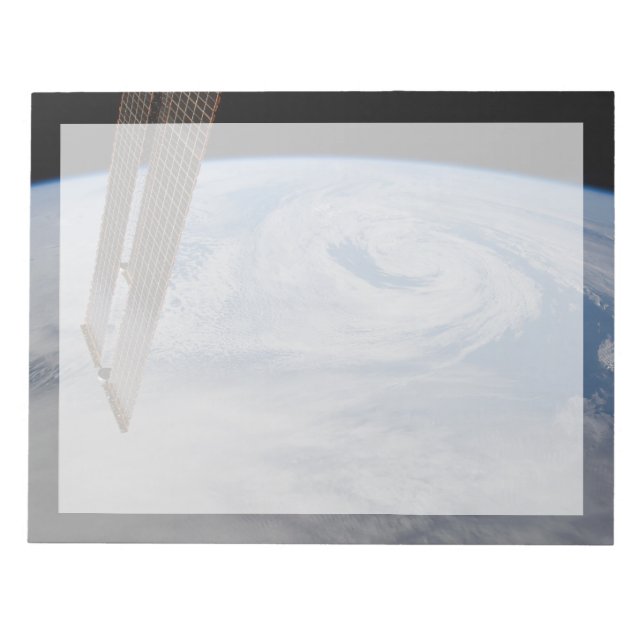 Ett medelatlantiskt lågtryckssystem. anteckningsblock (Framsida)