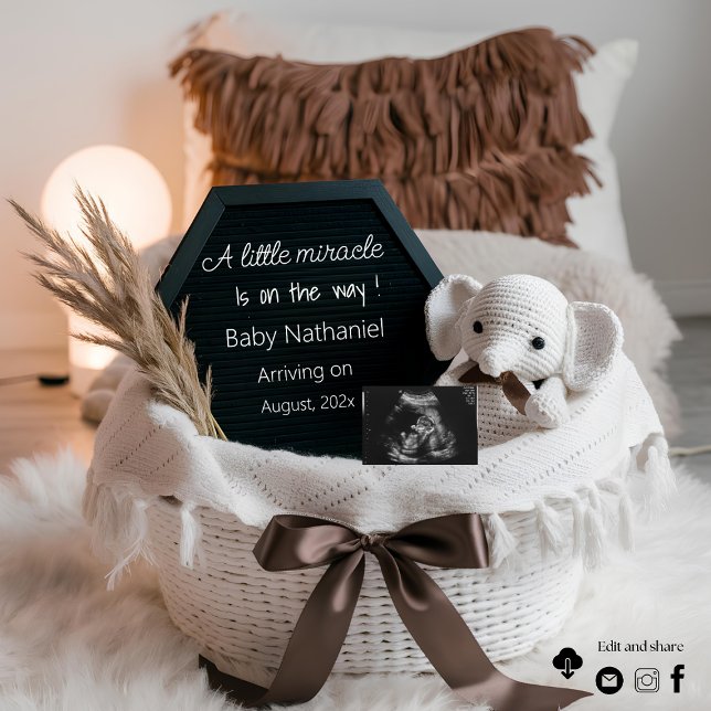 Ett minimalistiskt könsneutralt graviditetsmeddela inbjudningar (Skapare uppladdad)