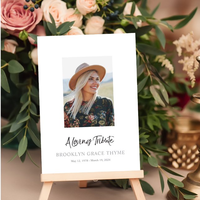 Ett minnesprogram för Loving Tribute-foto Program (Skapare uppladdad)