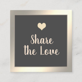 Ett modernt, minimalistiskt referenskort för guld rabattkort