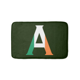 Ett Monogram överlagt på iriska Flagga Badrumsmatta