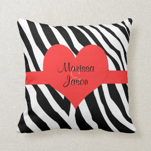 Ett Monogram Zebra tryck Heart Dekorativ kudde