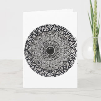 Ett monokromt mandala konst gratulationskort kort