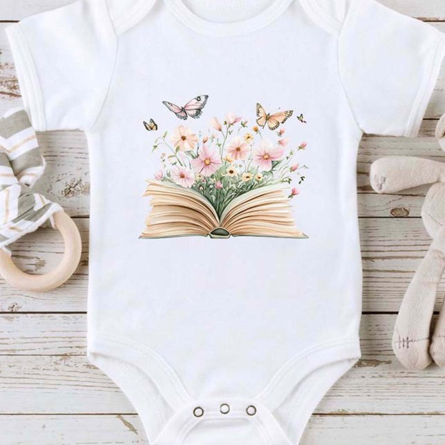 Ett nytt kapitel storybook Baby Shower T Shirt (Skapare uppladdad)