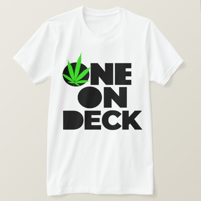 Ett på Deck T-Shirt (Design framsida)