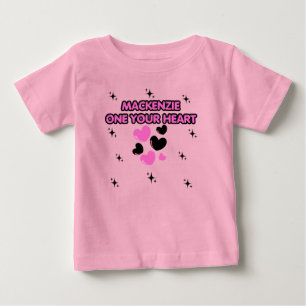ETT PÅ HJÄRTAT, RÖD 1-ÅRS FEST T SHIRT