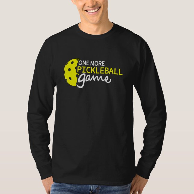 Ett par fler Pickleball-matcher-boll-citat T Shirt (Framsida)