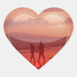 Ett par på Beach Valentine Hjärtformat Klistermärke