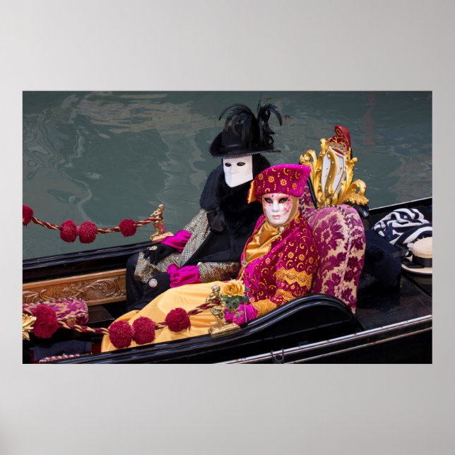 Ett par på Gondola vid karnival, Venedig Poster (Framsidan)