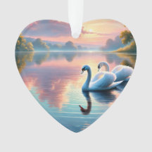 Ett par svanar glider på en serene sjö