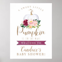 Ett sött litet babyskylt med knumpor