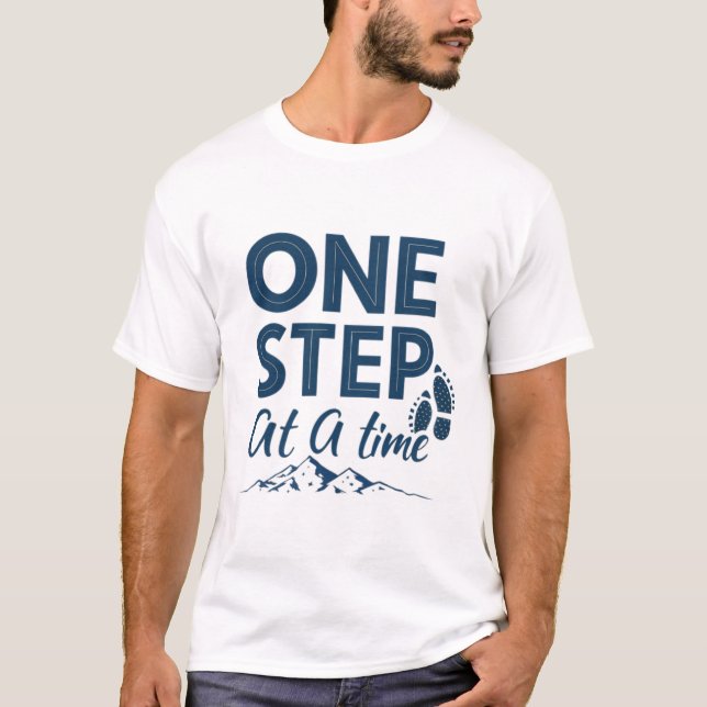Ett steg i taget t shirt (Framsida)