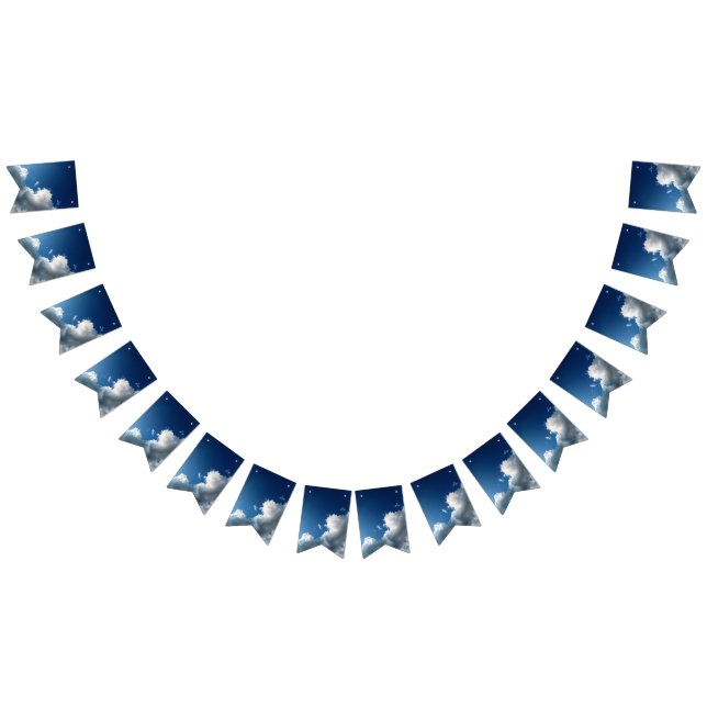 Ett stort böjt moln vimplar (Alla)