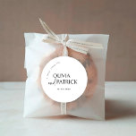 Ett svalt märke för Märkre av Tack-bröllop<br><div class="desc">din uppskattning med charm och stil genom att använda A Sweet Tack Wedding Favor Märkre Sticker, designad för att tillföra ett hjärtligt tryck till dina bröllopsfavoriter. Med frasen "A Sweet Tack" är denna dekal en perfekt för att försegla påsar, burk, lådor eller små presenter. Dess mångsidiga utseende kompletterar en rad...</div>