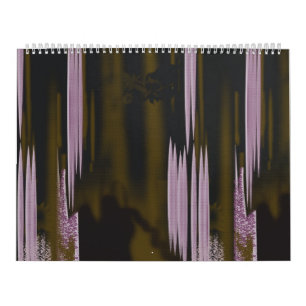 ett svartvitt foto av ett byggnad kalender