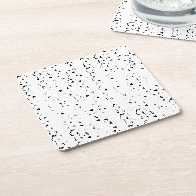 ett svartvitt foto av regndroppar underlägg papper kvadrat (Vinklad)