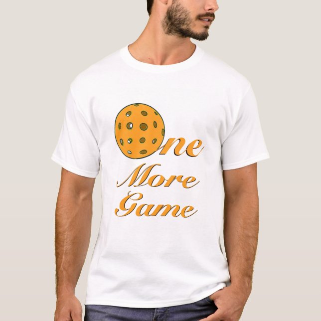 Ett till spel med betesboll t-shirt (Framsida)