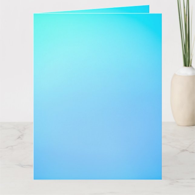 Ett tomt kort med blå gradient som visas på marmor (Framsida)