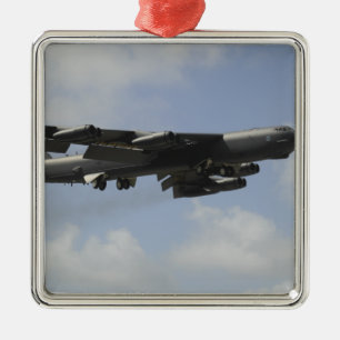 Ett US-flygvapen B-52 Stratofortress i flyg Julgransprydnad Metall
