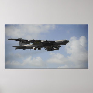 Ett US-flygvapen B-52 Stratofortress i flyg Poster