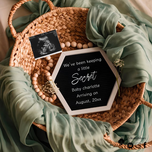 Ett vackert meddelande om gravid i elegant inbjudningar (Skapare uppladdad)