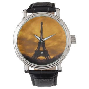 EU, Frankrike, Paris. Eiffeltornet. Armbandsur