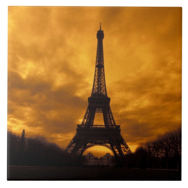 EU, Frankrike, Paris. Eiffeltornet. Kakelplatta (Framsidan)