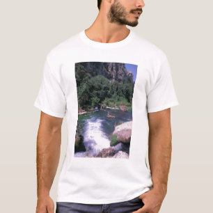 EU, Frankrike, Provence, Fontaine de Vaucluse T Shirt