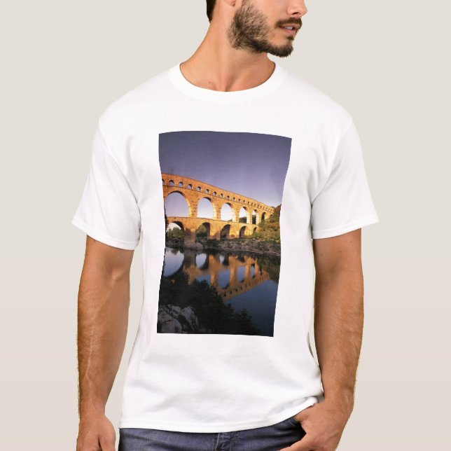 EU, Frankrike, Provence, Gard, Pont du Gard. Tee Shirt (Framsida)