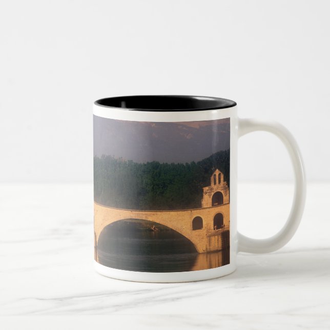 EU, Frankrike, Provence, Vaucluse, Avignon. Pont Två-Tonad Mugg (Höger)