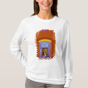 EU, Spanien, Barcelona. Lyst dörröppning nära Pica T-shirt