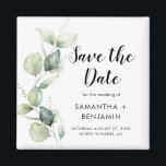 Eucalyptus Bröllop spara datum Magnet<br><div class="desc">Cute Botanical Watercolor Eucalyptus Bröllop spara datum magnet som gör en perfekt viktig för dina gäster och som kommer att skötas i flera år. Byt enkelt ut namn,  annonsering,  datum och plats för att skapa ett spara datum meddelande av ett slag</div>