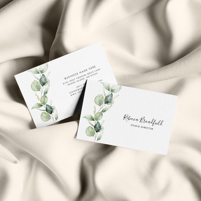 Eucalyptus Greenery Elegant Script Beauty Salon Visitkort (Skapare uppladdad)