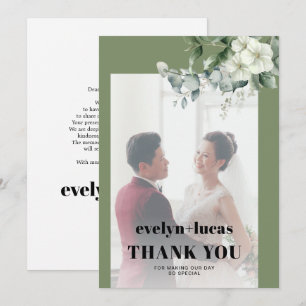 Eucalyptus gren och fotot av vita blommor bröllop tack kort