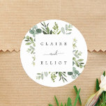Eucalyptus Grönt Foliage Bröllop Runt Klistermärke<br><div class="desc">Den här bröllop-klistermärket har färgat eucalyptus,  grönt löv och ram. Om du vill ha en mer avancerad anpassning av den här designen klickar du på länken Anpassa ytterligare. Matchande objekt är också tillgängliga.</div>