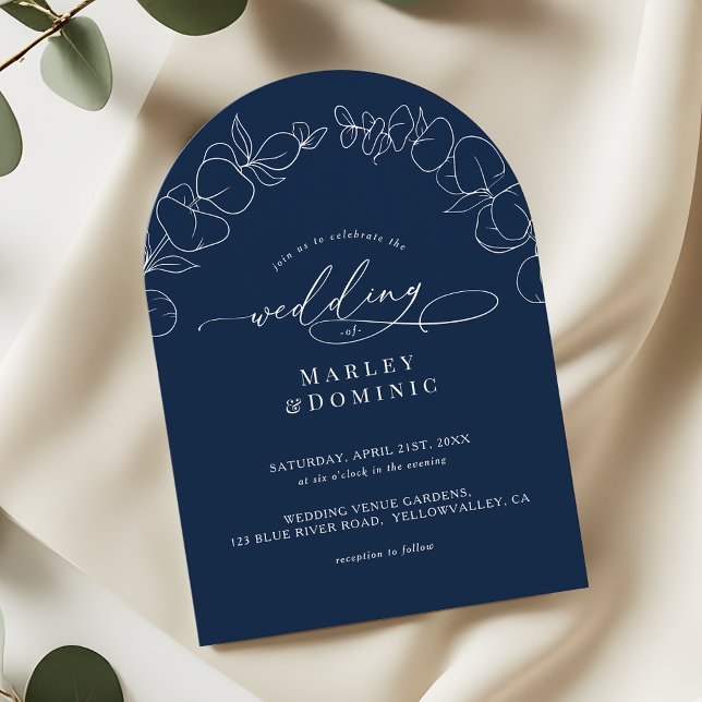 Eucalyptus Springs Script Navy Blue Arch Wedding Inbjudningar (Skapare uppladdad)