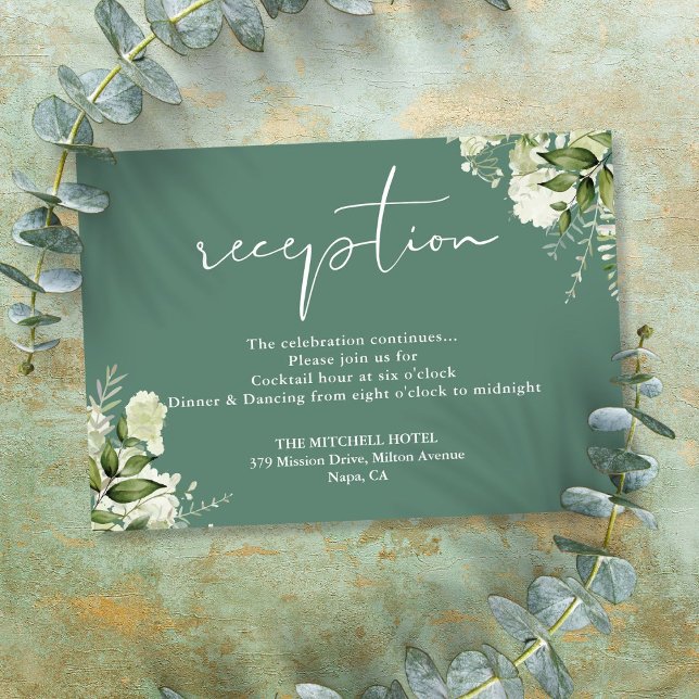 Eucalyptusgrön blomsterformad script bröllopsmotta tilläggskort (Eucalyptus Green Floral Script Wedding Reception Enclosure Card)