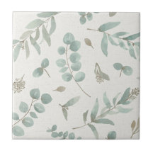 Eucalyptuslöv i vattenfärgbeigebakgrund