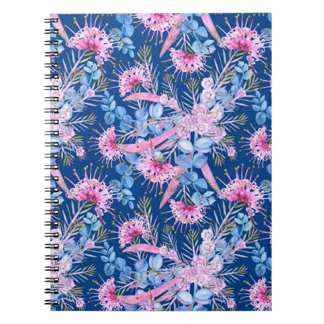 Eukalyptus Blå Och Rosa Grevillea Anteckningsbok (Framsidan)