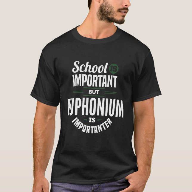 Euphonium Player Baritone Music Instrument Apparat T Shirt (Framsida)