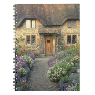 Europa, England, Chippenham. Tidig morgonljus Anteckningsbok
