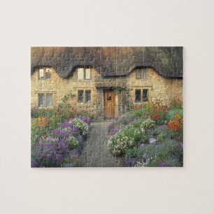 Europa, England, Chippenham. Tidig morgonljus Pussel
