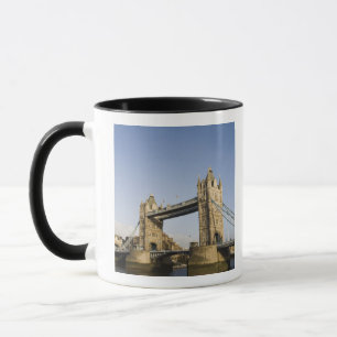 Europa,ENGLAND, London: Tower Bridge / Sent Mugg