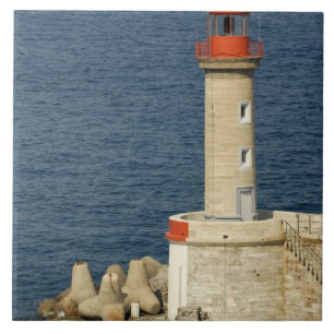 Europa, Frankrike, Korsika, Bastia. Hamn Kakelplatta