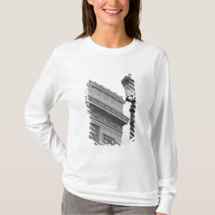 Europa, Frankrike, Paris. Arc de Triomphe och T-shirt