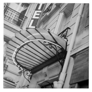 Europa, Frankrike, Paris. Detalj av hotell på väns Kakelplatta