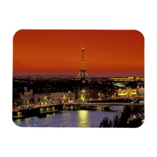 Europa, Frankrike, Paris. Solnedgångsutsikt över E Magnet