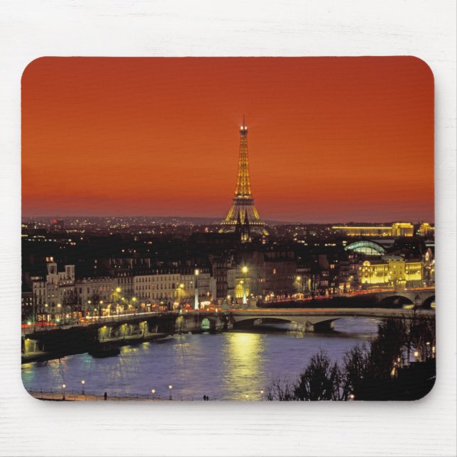 Europa, Frankrike, Paris. Solnedgångsutsikt över E Musmatta (Framsidan)